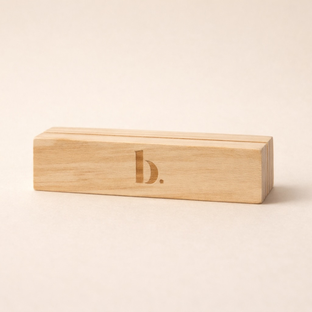 Houten kaartenhouder